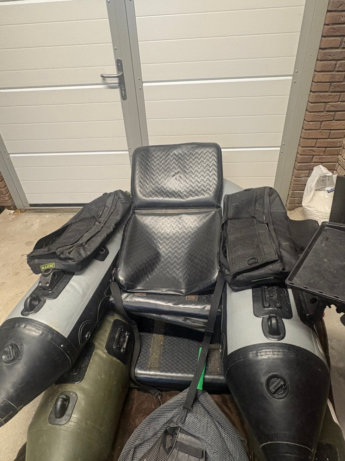 Belly boat, Ophalen, Zo goed als nieuw