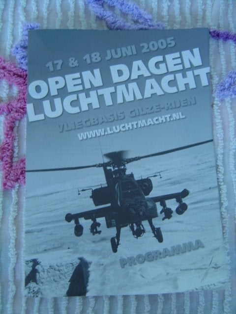 Zwart/wit programma van de Luchtmachtdagen Gilze-Rijen 2005!, Verzamelen, Ophalen of Verzenden, Zo goed als nieuw, Boek of Tijdschrift