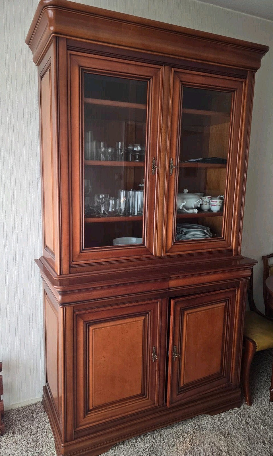 Gratis Servieskast Kersenfineer, Ophalen, 100 tot 150 cm, Kersenhout, 25 tot 50 cm