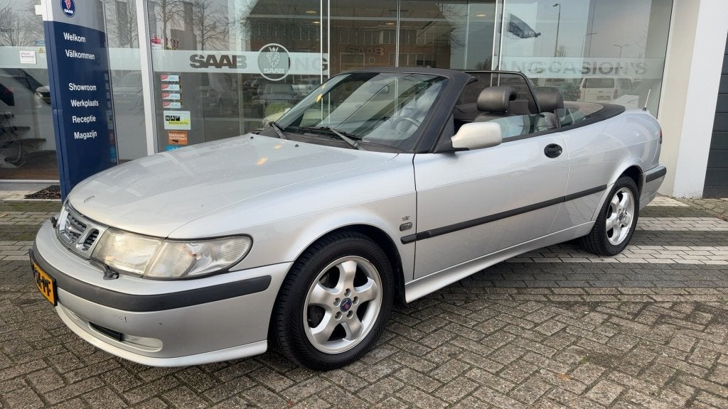 Saab 9-3 Cabrio 2.0t S (bj 2001), Auto's, Zwart, 4 stoelen, Bedrijf, Handgeschakeld
