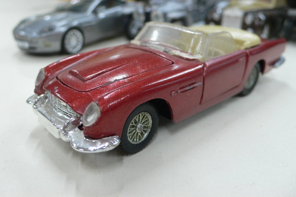 aston martin db5 convertib-dinky toys engeland-gerestaureerd, Verzenden, Gebruikt, Auto, Dinky Toys