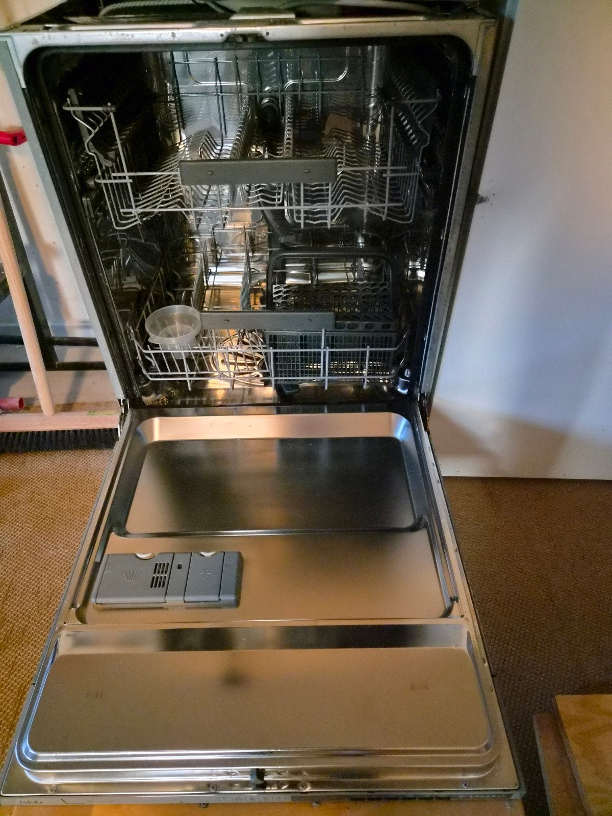 AEG Inbouw Vaatwasser - 59 breed, 57 diep, 84 hoog, Ophalen, Gebruikt, Minder dan 85 cm, Inbouw