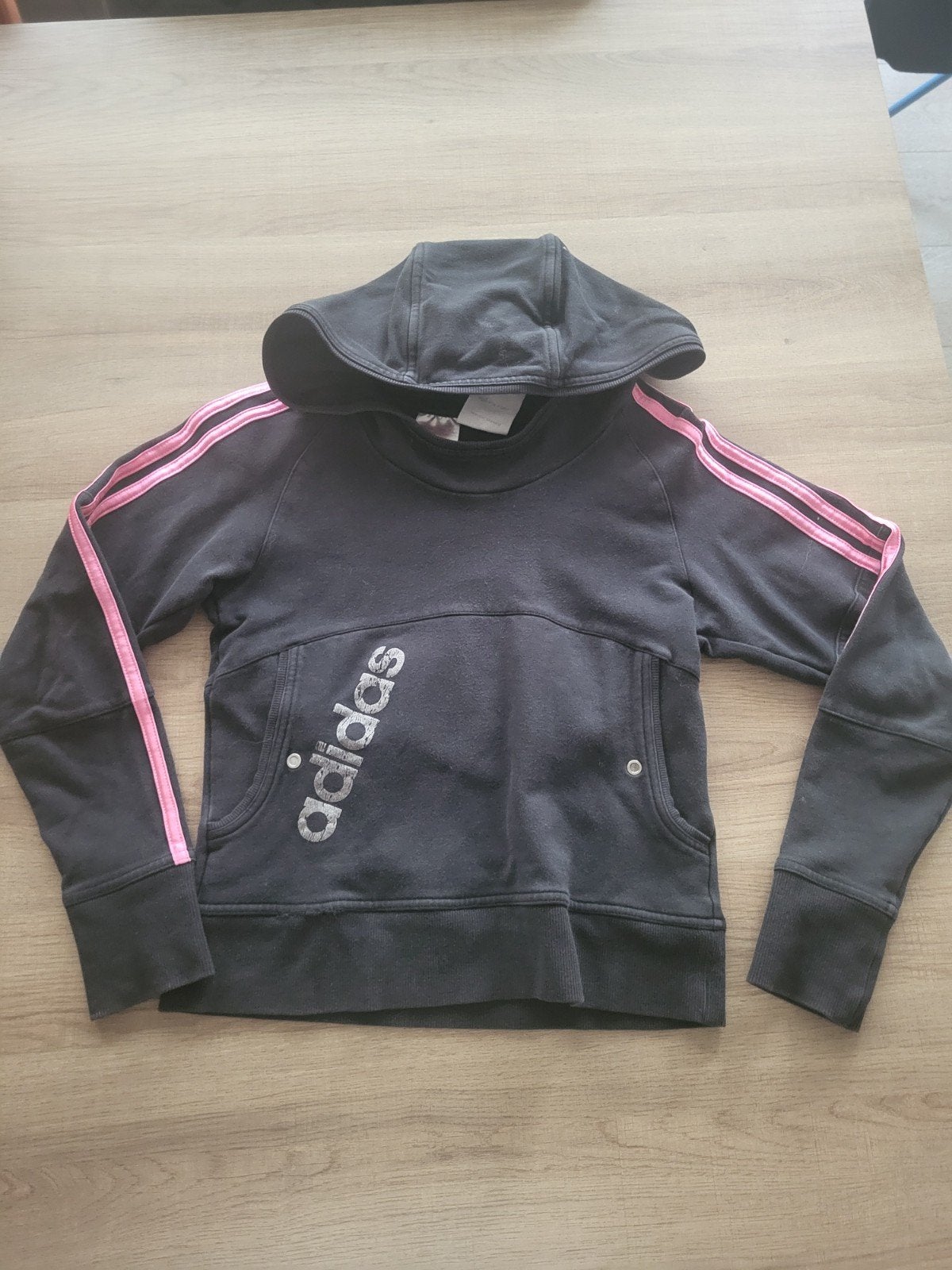 Adidas hoodie zwart met roze strepen - maat 152, Adidas, Gebruikt, Jongen of Meisje, Trui of Vest