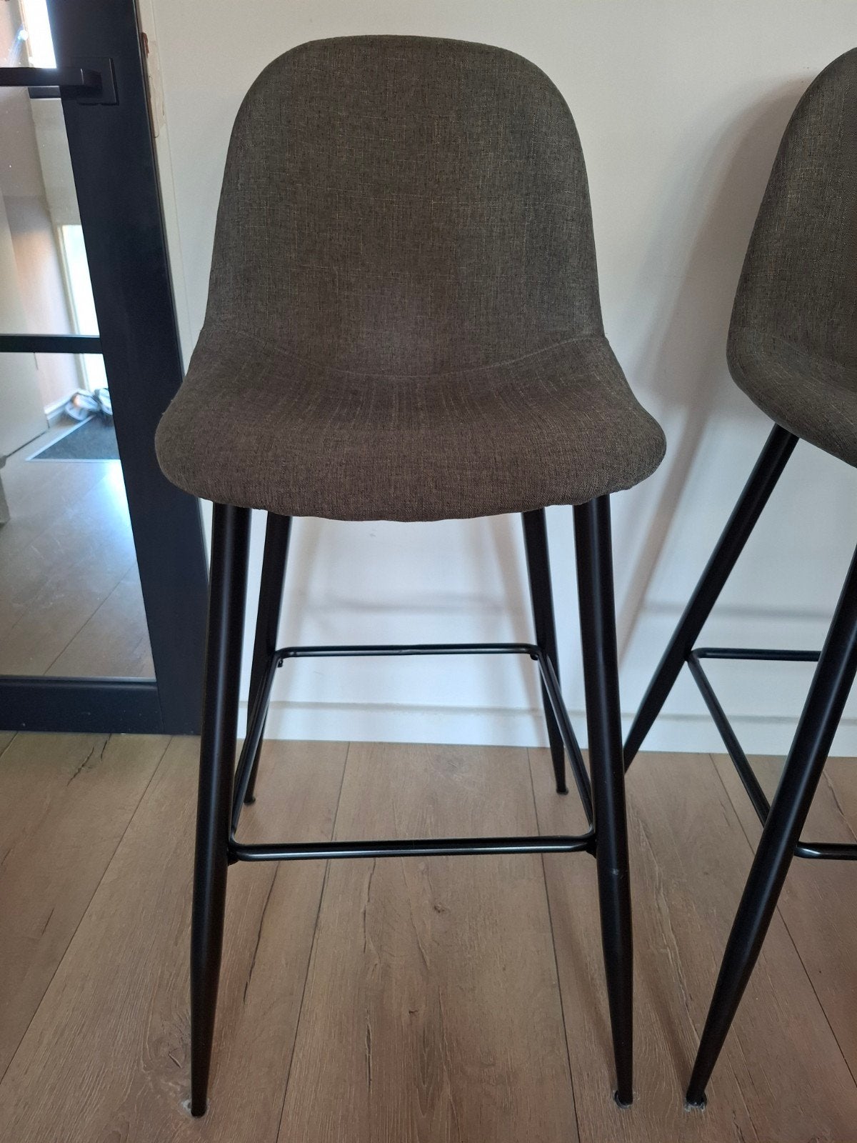 Set van 2 moderne barkrukken - Zo goed als nieuw
