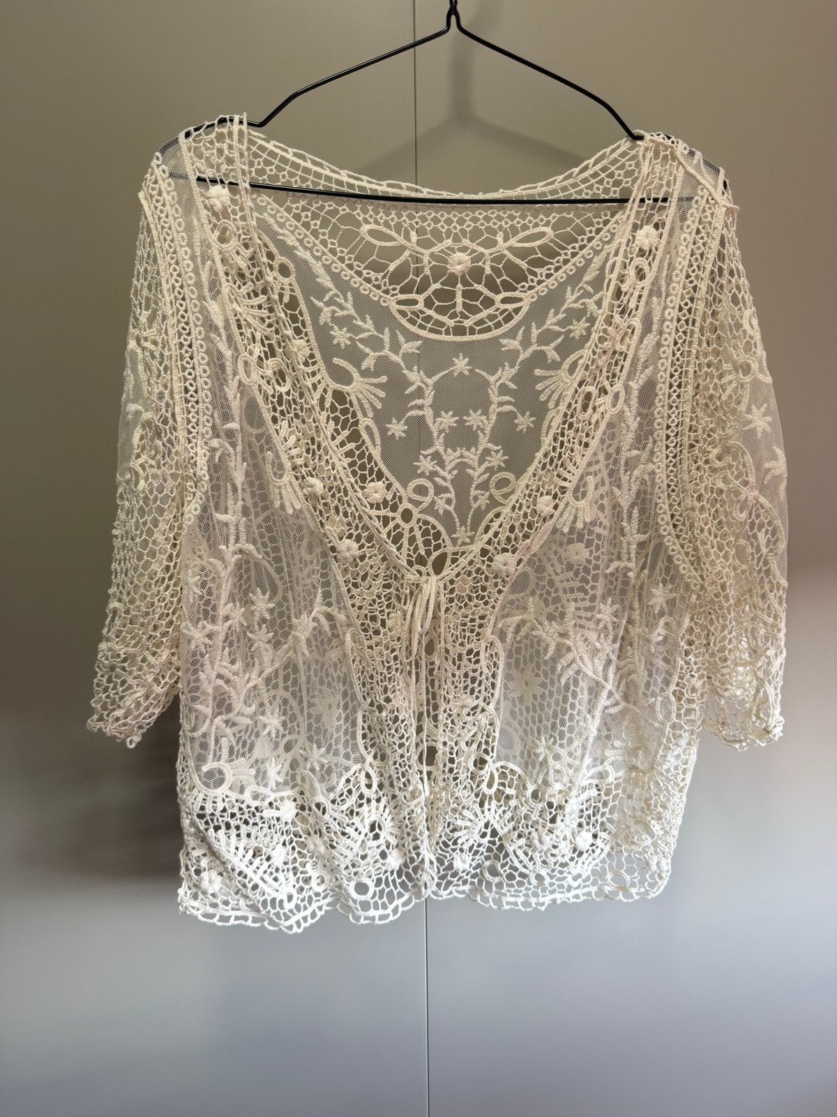 Elegante gehaakte kanten top met kant en bloemenpatroon XXL, Wit, Maat 46/48 (XL) of groter, Ophalen of Verzenden, Zo goed als nieuw