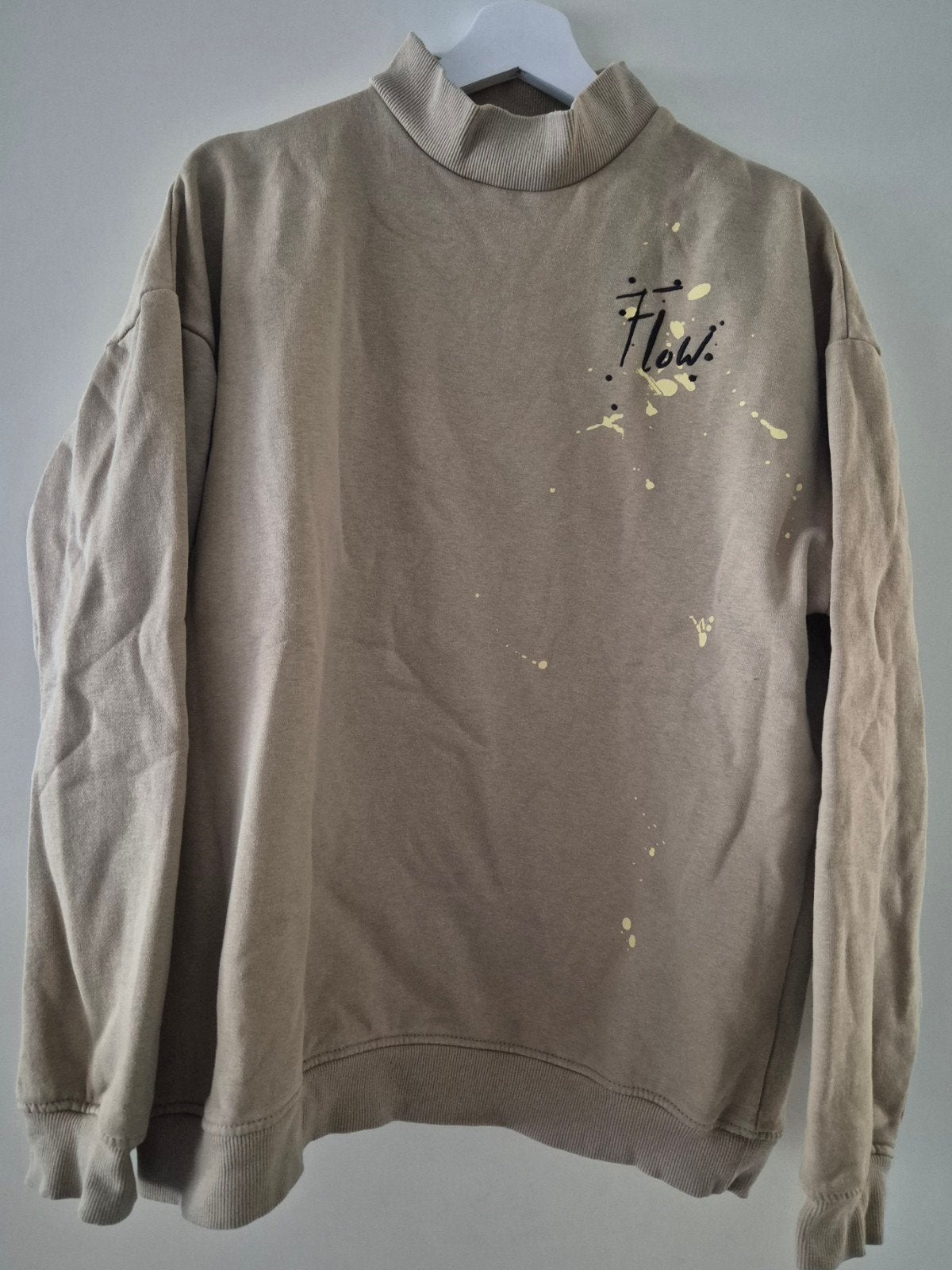 Bershka sweater met opdruk "Flow", Beige, Maat 36 (S), Gedragen, Bershka
