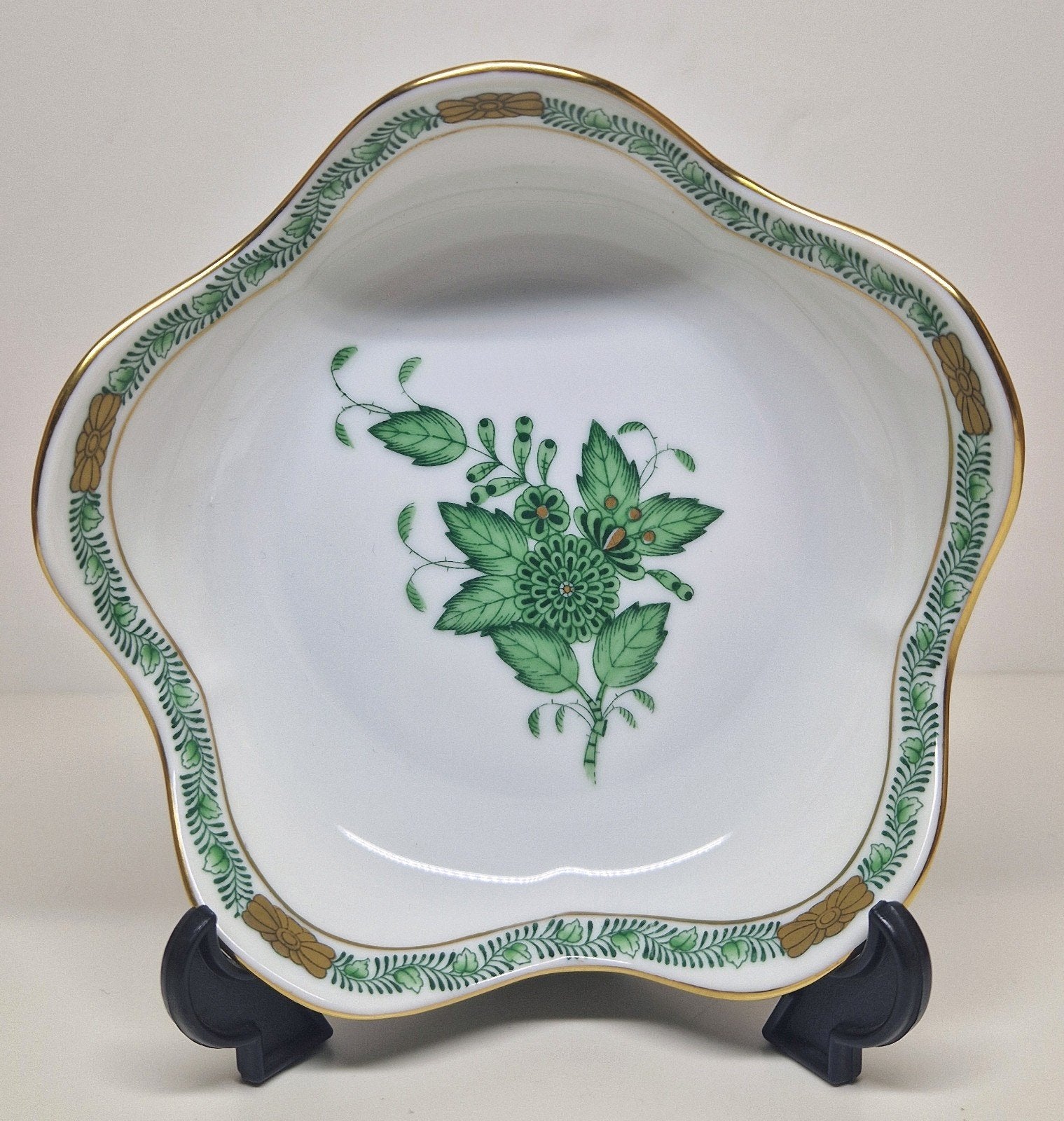 Herend floraal schaaltje Apponyi Vert decor, Hongarije., Ophalen