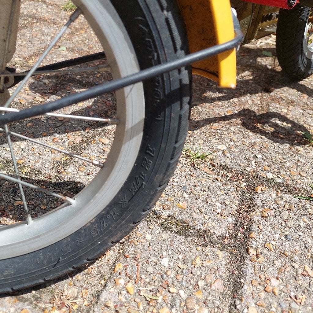 Meisjes kinderfiets Alpina Geel met Roze met zijwieltjes, Fietsen en Brommers, Fietsen | Kinderfietsjes, Ophalen, Terugtraprem