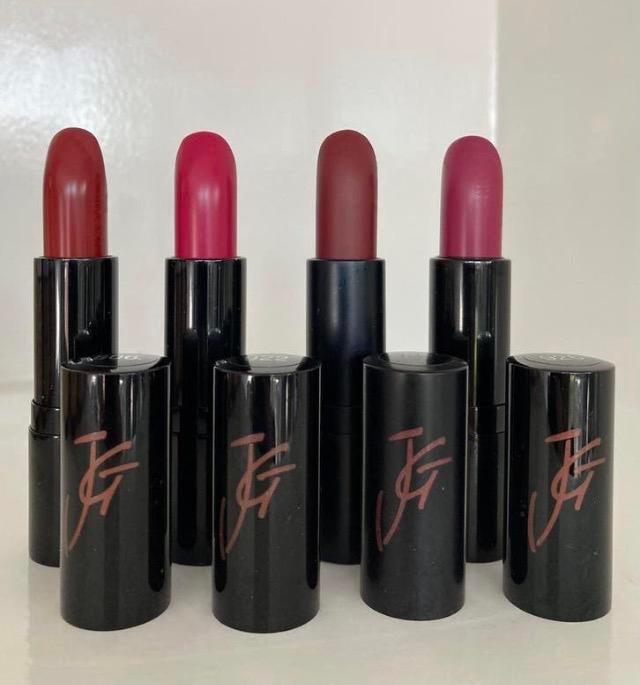 4 lipsticks John van G. z.g.a.n!!, Ophalen of Verzenden, Zo goed als nieuw, Handen en Nagels