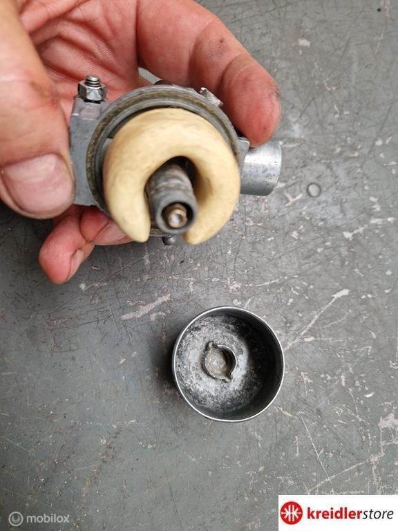 Zundapp Bing 1-15-46A carburateur in nette complete staat, Fietsen en Brommers, Brommeronderdelen | Zundapp, Gebruikt, Bing, Bing