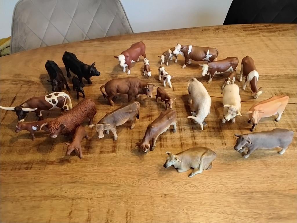 Schleich runderen 1, koeien, stieren, hooglander, angus., Ophalen of Verzenden, Zo goed als nieuw, Paard, Beeldje of Figuurtje