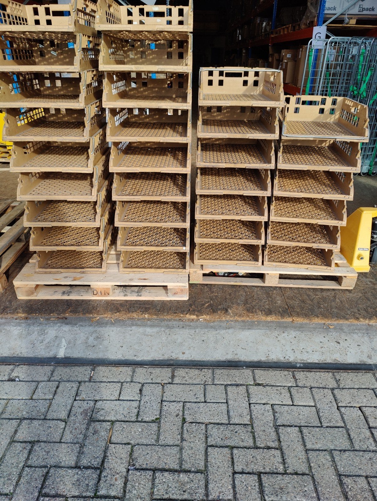 Stapelbare bakkerskratten voor opslag of transport, Doe-het-zelf en Verbouw, Ophalen, Gebruikt, 40 tot 60 cm, Opvouwbaar