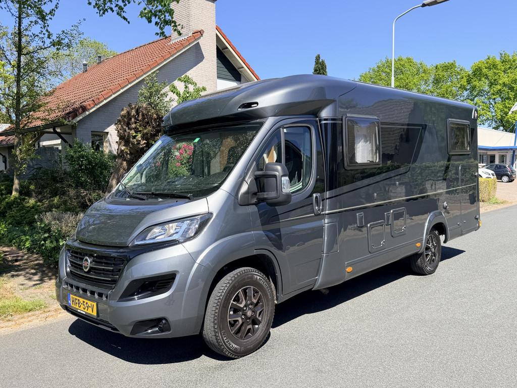 Lmc V646 Fiat 140PK Automaat•Camper•TV•Airco, Caravans en Kamperen, Automaat, Koelkast, Bedrijf, Diesel