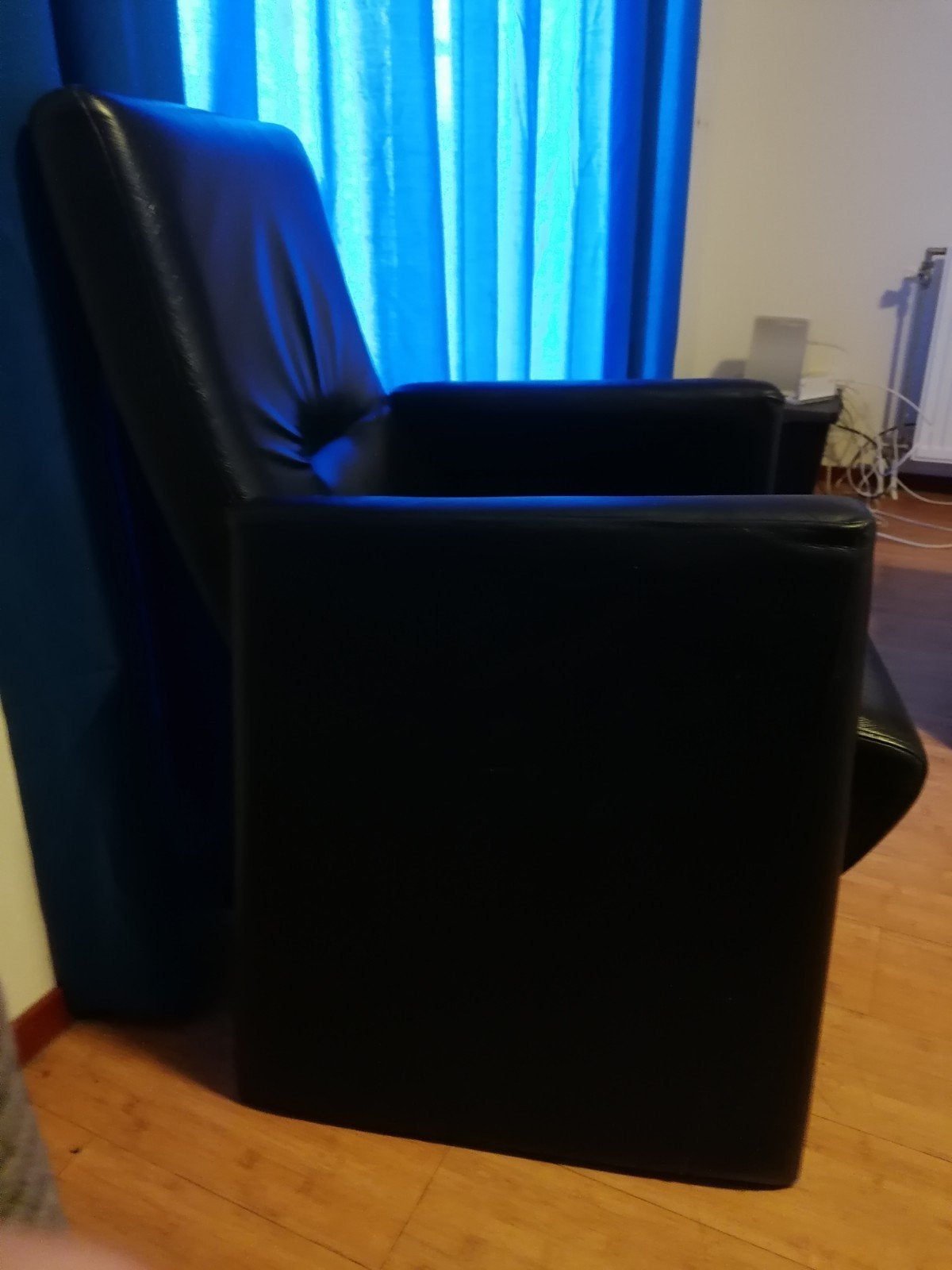 Te koop 1 leren stoel, Ophalen, Zo goed als nieuw, 75 tot 100 cm