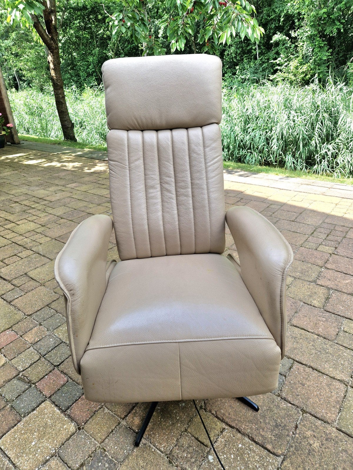 Relaxstoel met sta-op-hulp, Huis en Inrichting, Fauteuils, Ophalen, Gebruikt, 50 tot 75 cm