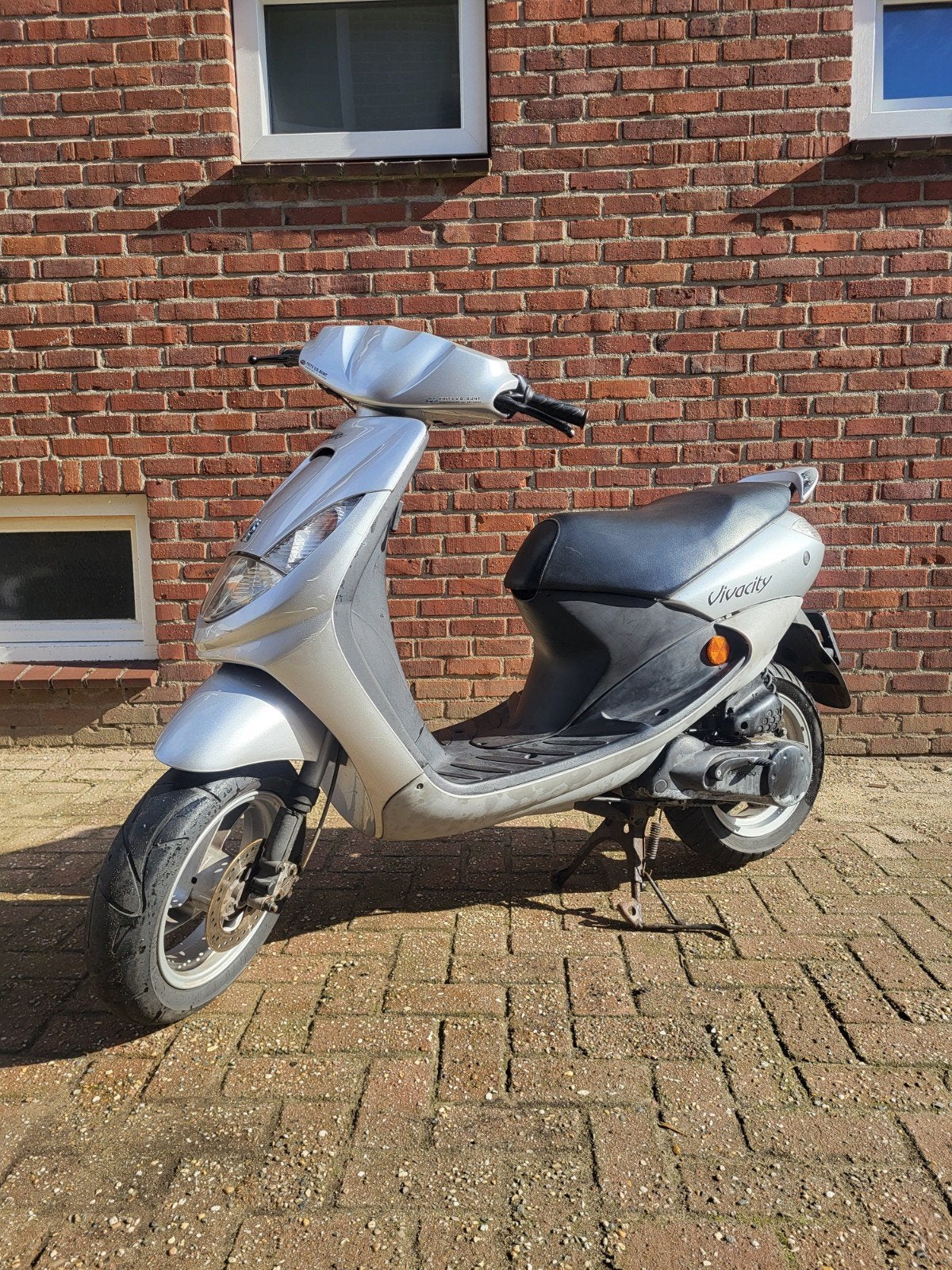 Nette Vivacity scooter - Loopt goed - 25 km/h, Ophalen, Gebruikt, Overige modellen, 0 versnellingen