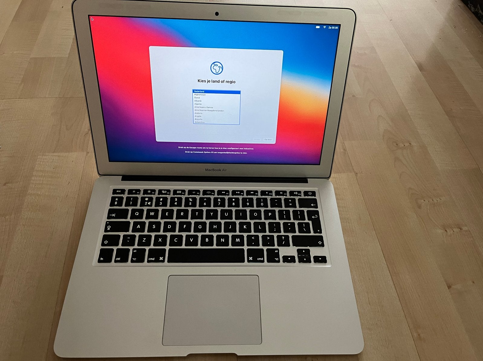 MacBook Air (13-inch, Early 2014) - 8GB RAM, 240GB SSD, Computers en Software, Apple Macbooks, Ophalen, 256 GB, Qwerty, 8 GB