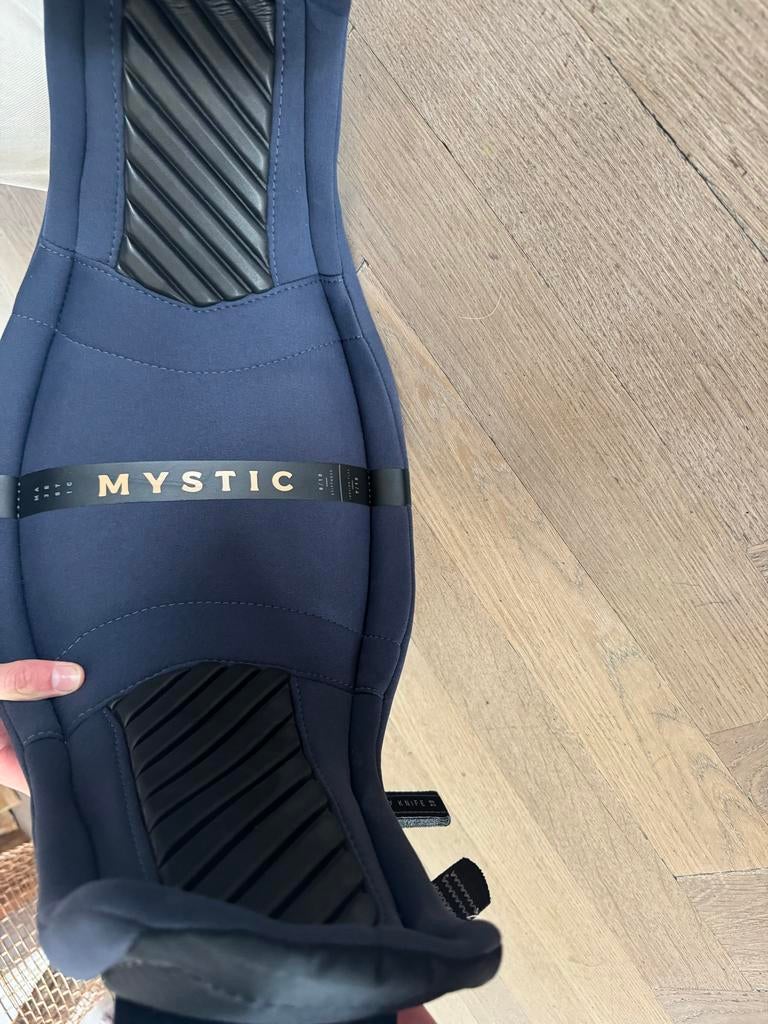 Mystic Majestic Bionic Core Frame Hardshell Trapeze Maat M, Ophalen, Zo goed als nieuw
