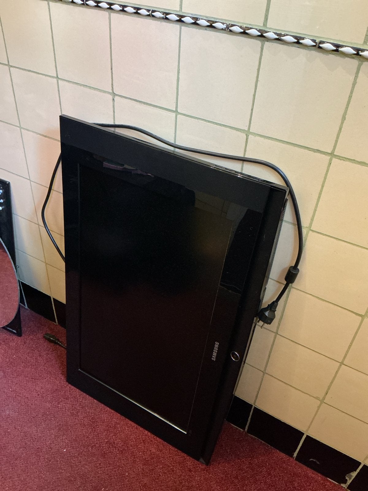 Samsung LCD TV - Compact en Functioneel, Audio, Tv en Foto, Televisies, Gebruikt, LCD, 60 tot 80 cm, HD Ready (720p), Samsung