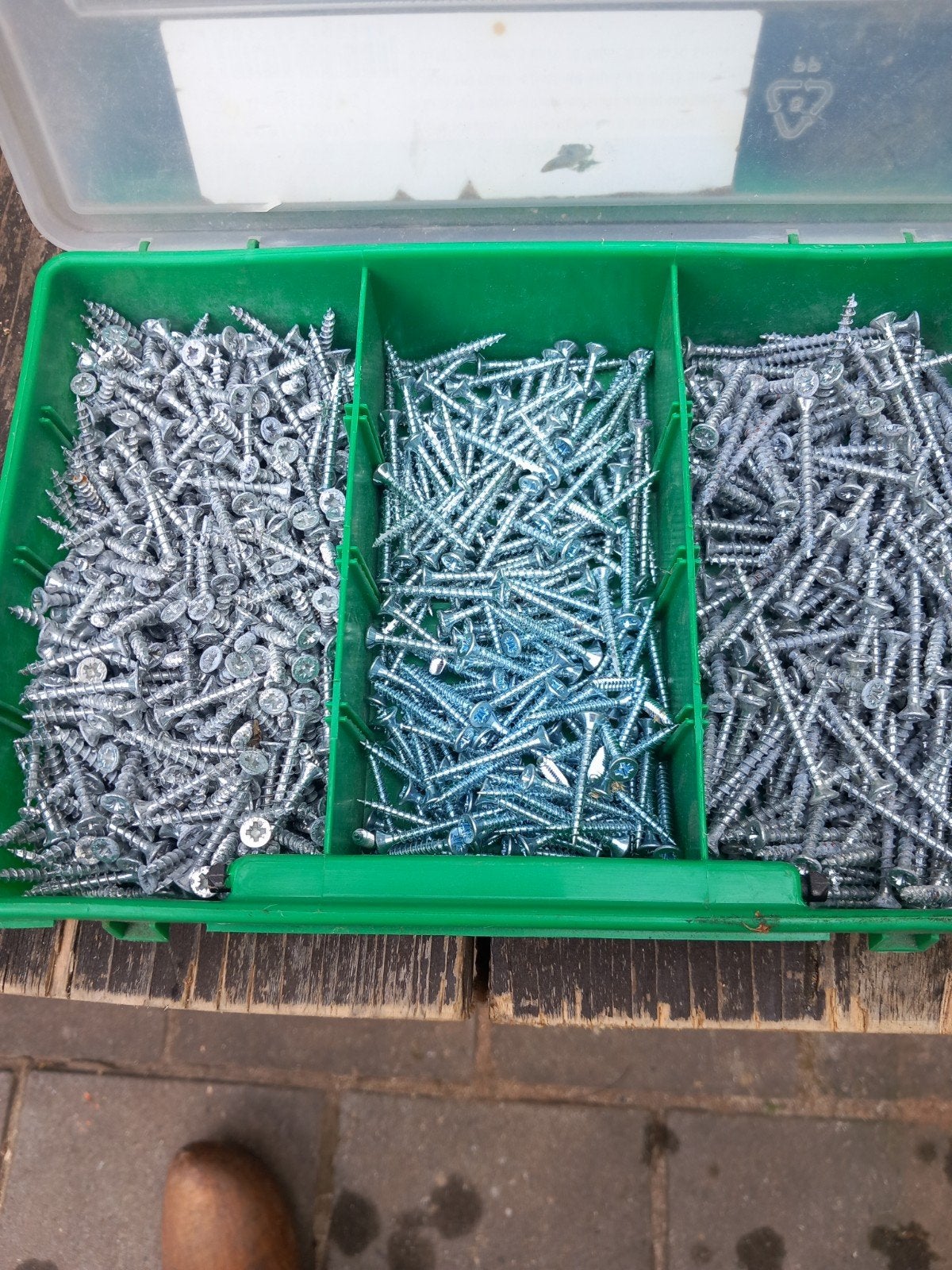 Grote partij schroeven en bevestigingsmaterialen, Ophalen, Schroeven