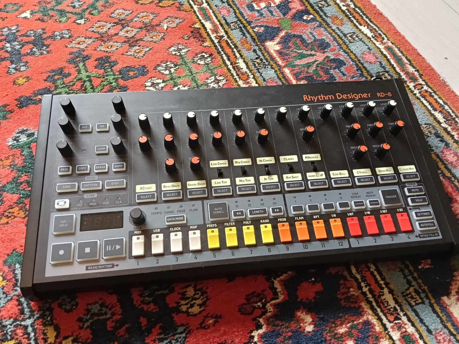 Rhythm Designer RD-8 Drumcomputer Behringer, Muziek en Instrumenten, Ophalen of Verzenden, Zo goed als nieuw, Overige merken