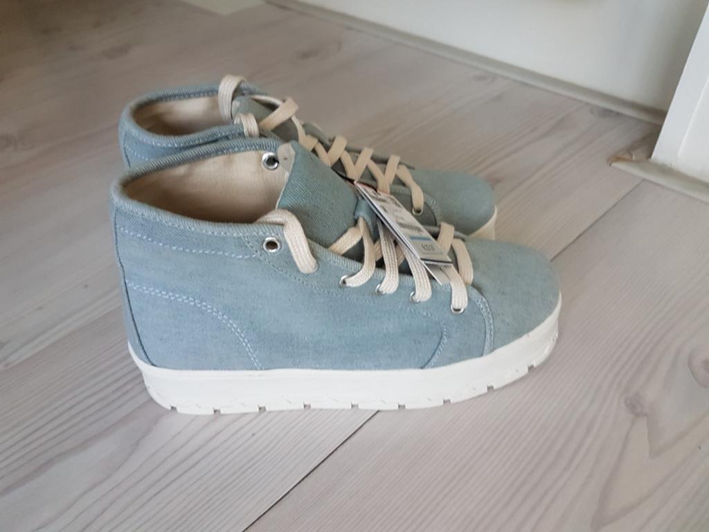 Zara dames schoenen in maat 38, Ophalen of Verzenden, Nieuw, Sneakers of Gympen
