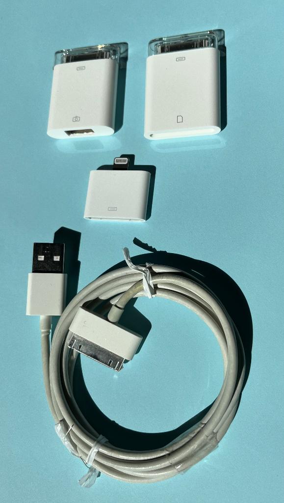 Ipad Camera Conection Kit 30 pin - lightnig - 30-pin adapter, Ophalen of Verzenden, Zo goed als nieuw