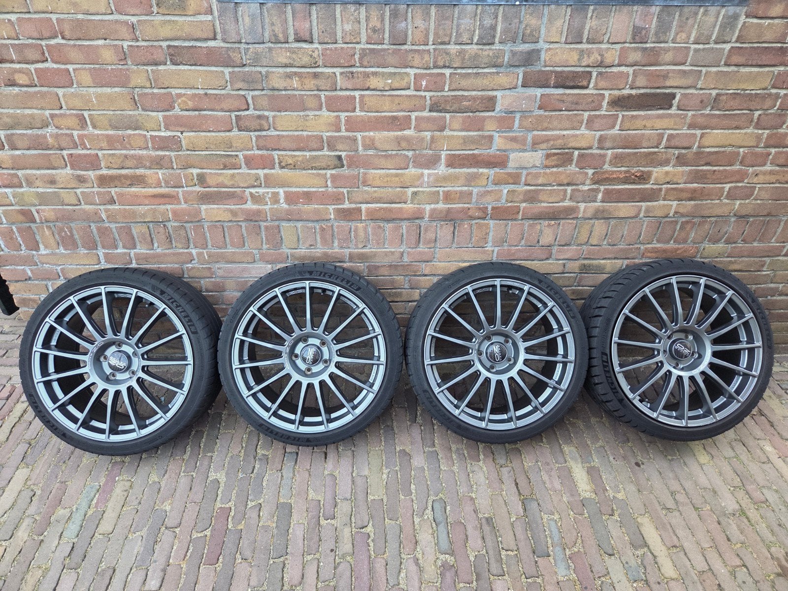 OZ-Racing Superturismo LM Velgen 19 Inch 5x112 met Michelin, Auto-onderdelen, Banden en Velgen, Banden en Velgen, 235 mm, Zomerbanden