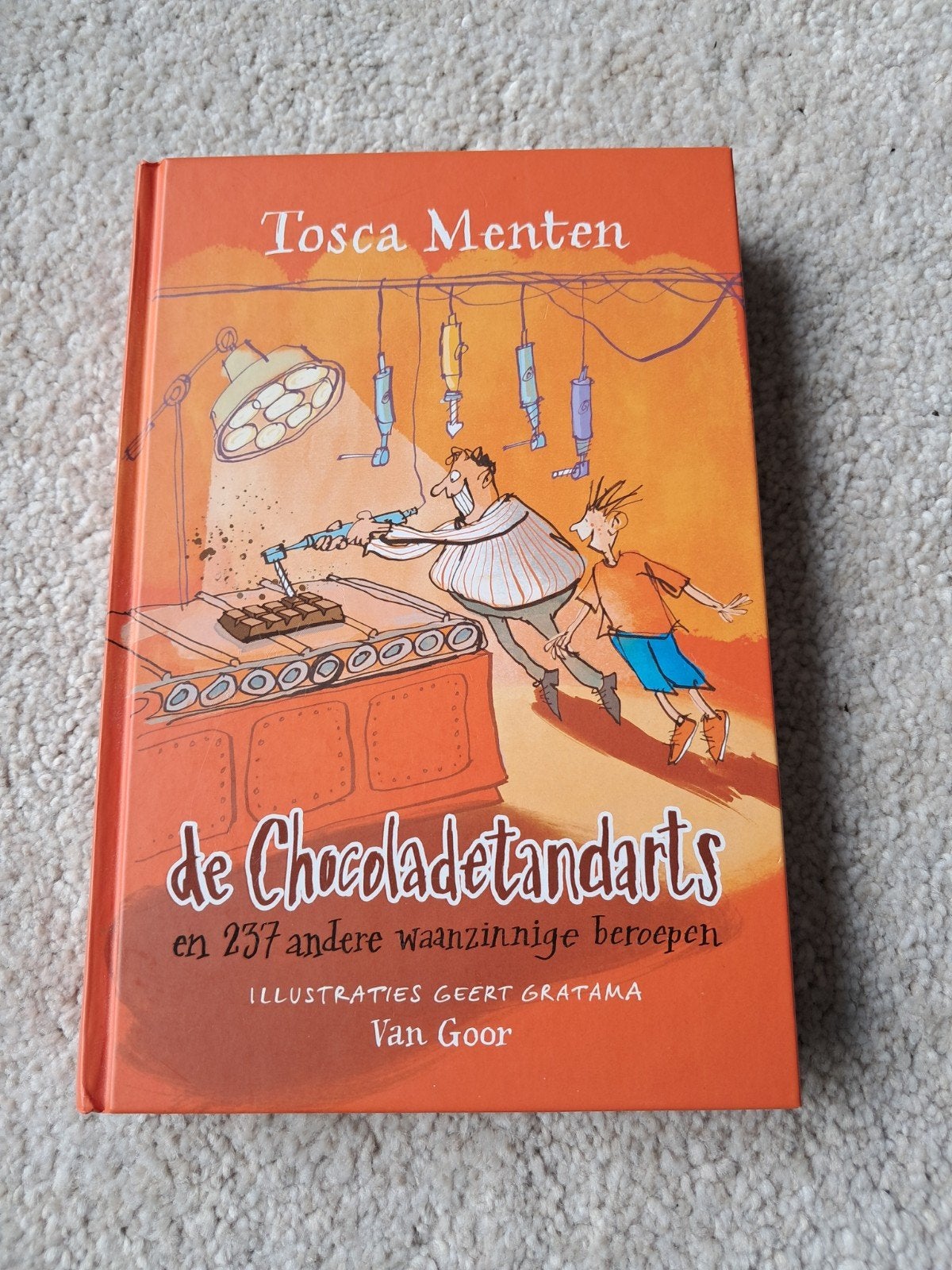 De Chocoladetandarts - Tosca Menten, Boeken, Ophalen of Verzenden, Zo goed als nieuw, Tosca Menten, Fictie algemeen