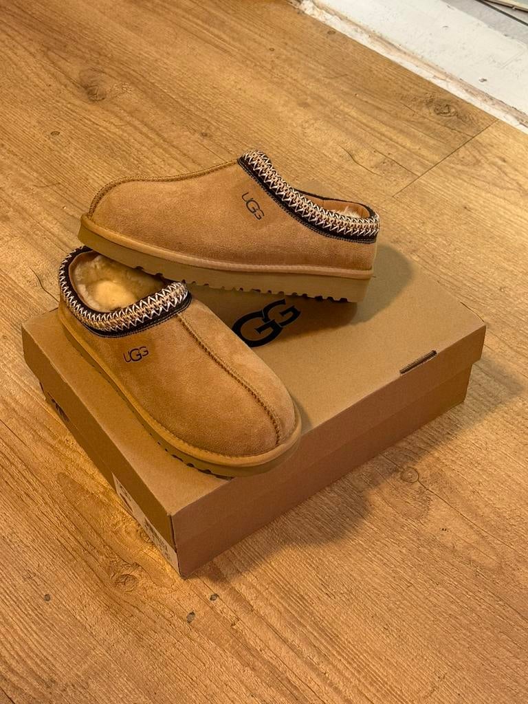 UGG Tasman Size 38, Bruin, Nieuw, Ophalen of Verzenden, Pantoffels of Sloffen