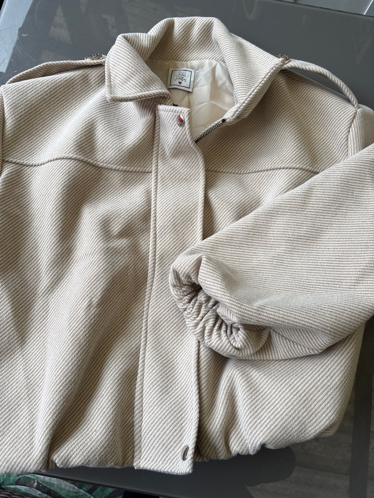 Sweet Jewellery Bomberjack - Beige, Ophalen, Zo goed als nieuw, Maat 38/40 (M), Beige