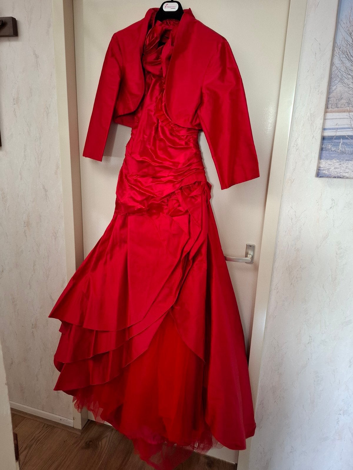 Prachtige rode trouwjurk/ galajurk met bolero, maat XL/40/42, Ophalen, Maat 46/48 (XL) of groter, Zo goed als nieuw, Rood