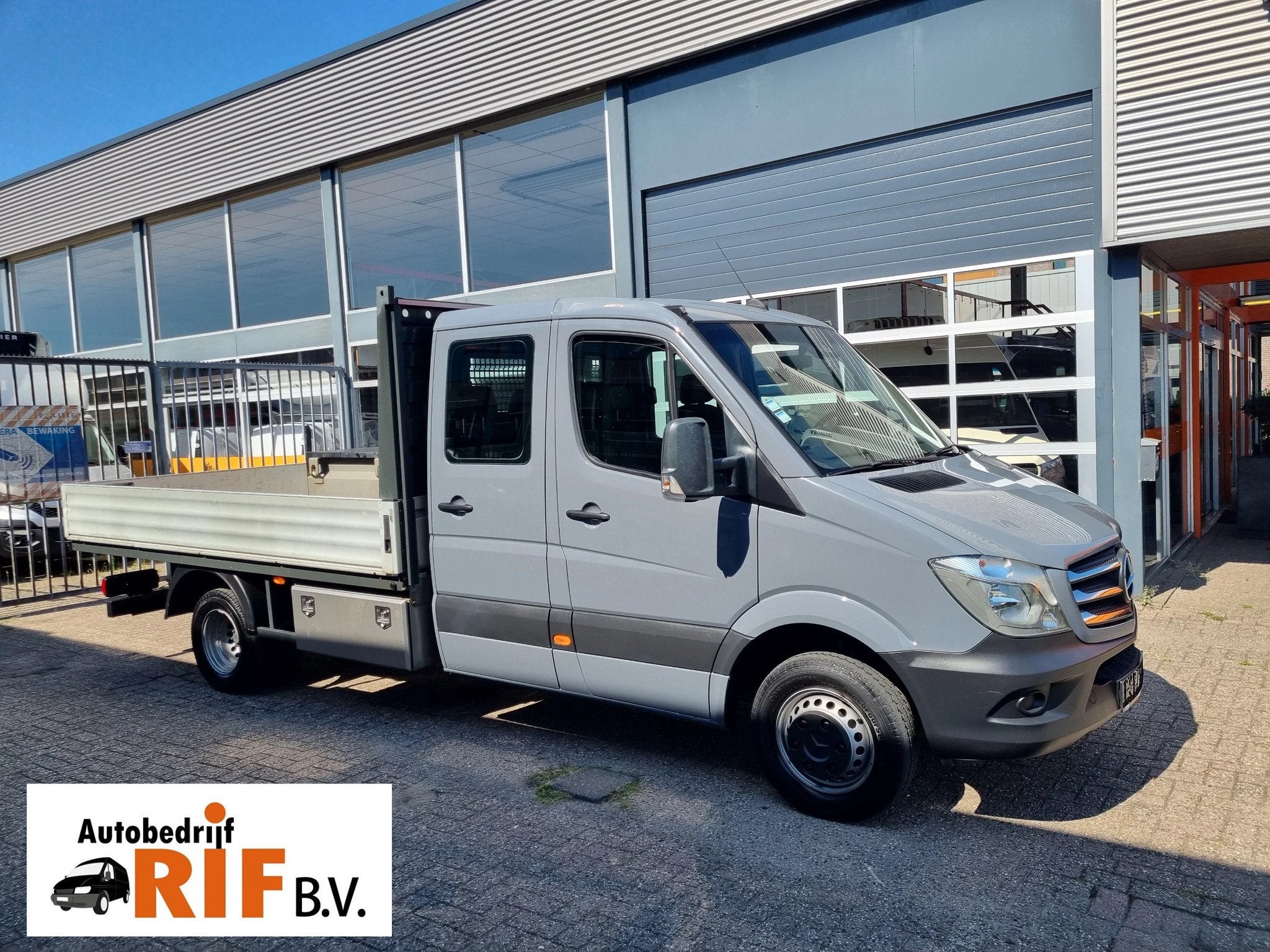 Mercedes-Benz Sprinter 516 CDI DC Open laadbak N1 3.5T Trekh, Auto's, Achterwielaandrijving, Gebruikt, Euro 6, 4 cilinders