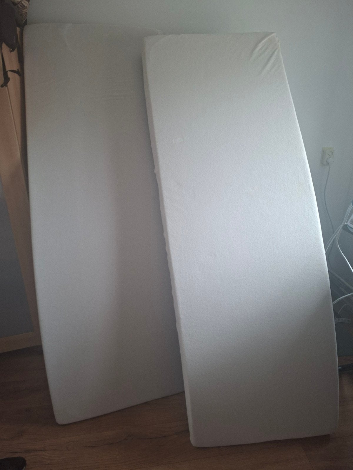 1 traagschuim matrassen (de ander is verkocht), Ophalen, Eenpersoons, 90 cm