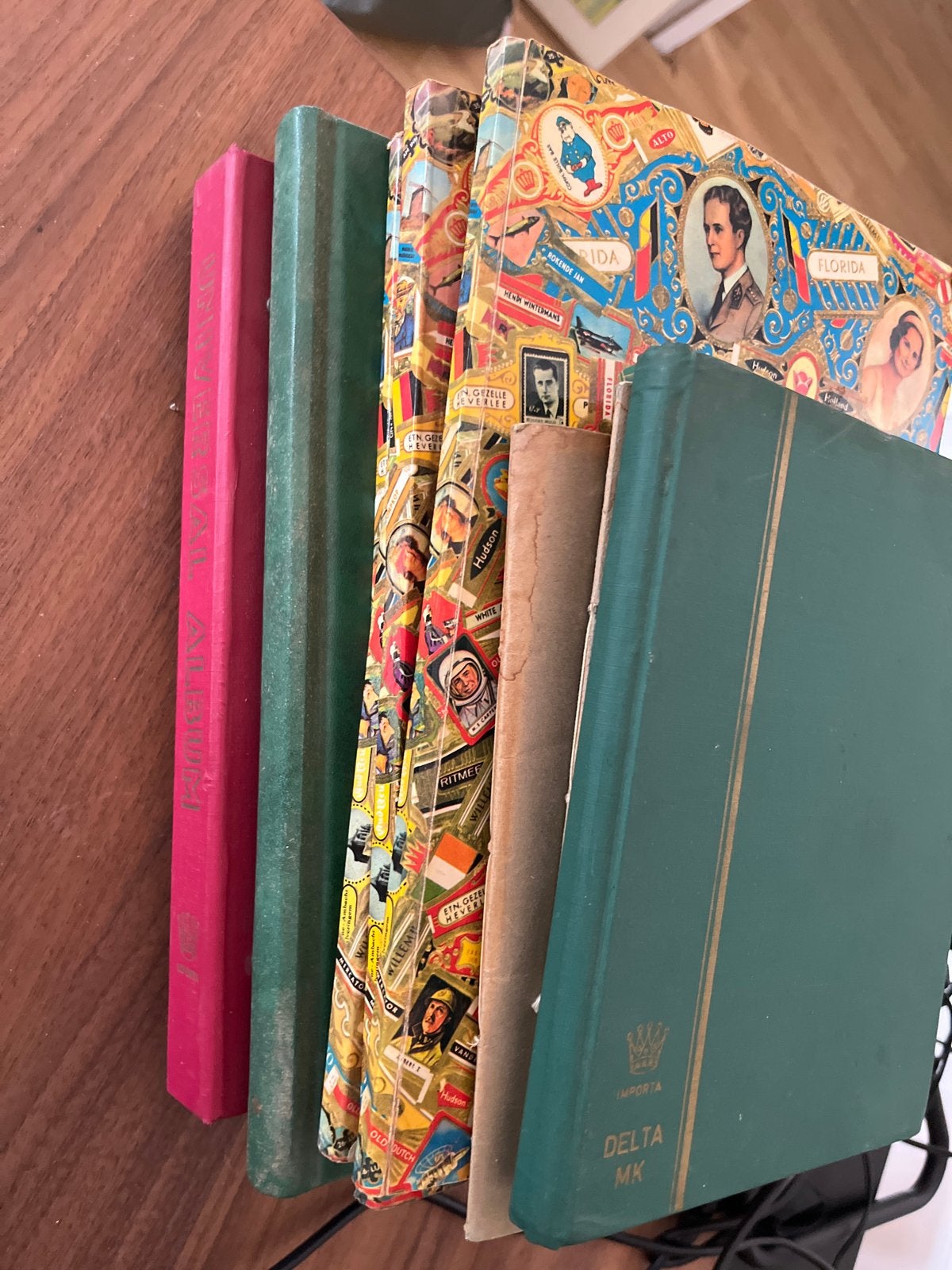 Oude Verzameling sigarenbandjes in albums!, Ophalen of Verzenden, Gebruikt