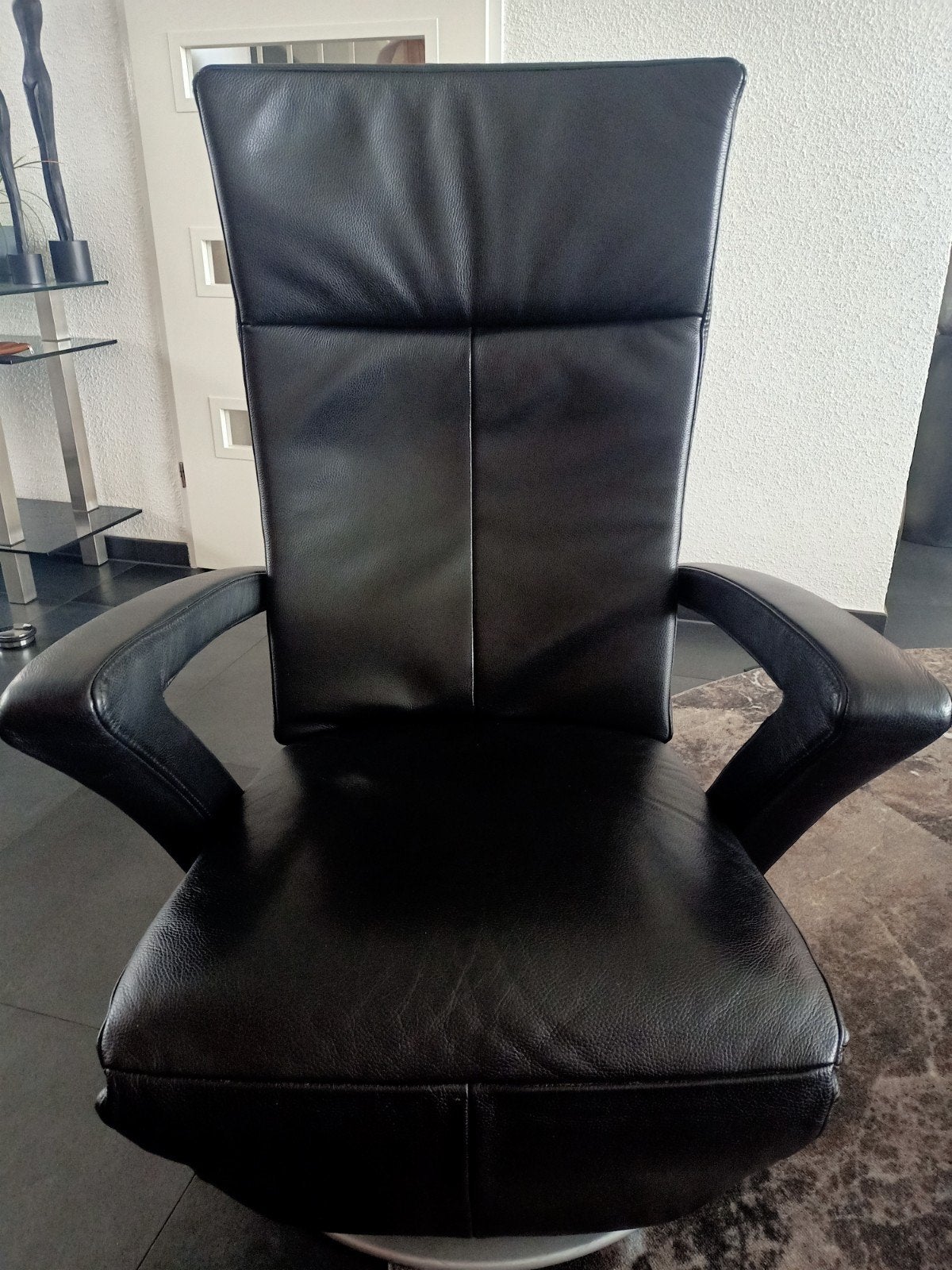 Zwarte Leren Elektr Relaxfauteuil - 2 Motorig Accu maat M,
