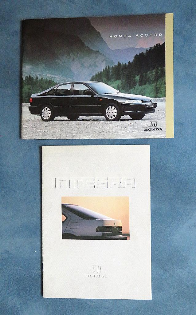Honda Accord 1993 en Honda Integra folder 1986, Ophalen of Verzenden, Gelezen, Honda