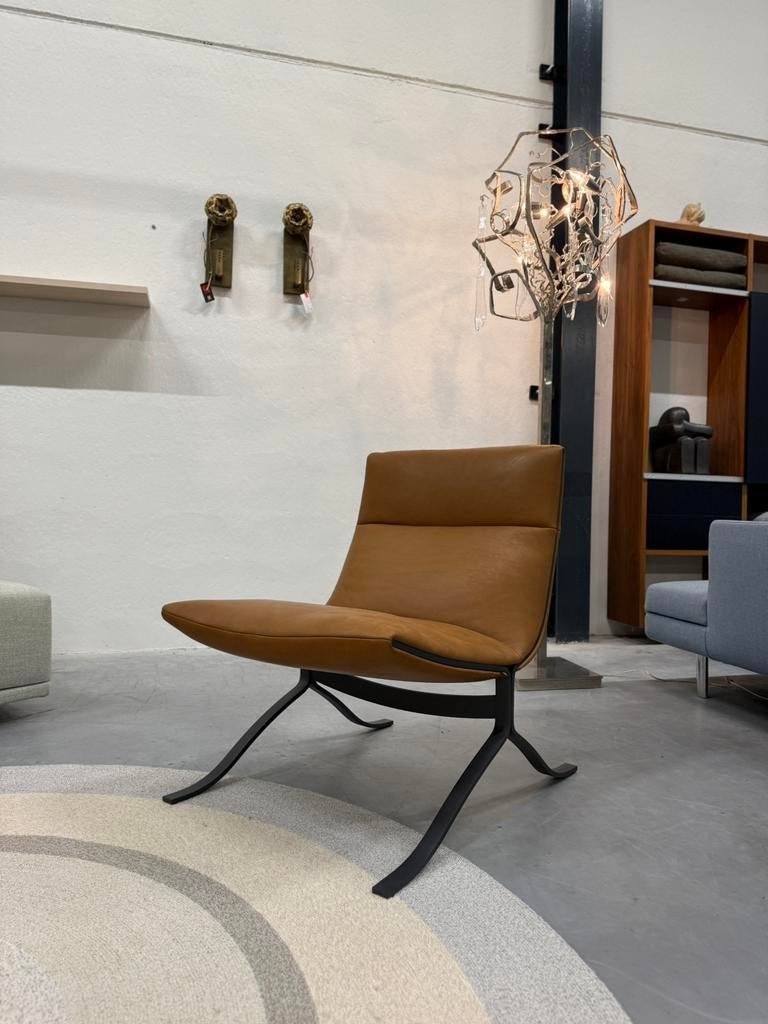 Nieuw Eyye Juno Fauteuil Loxton leer Cave Design stoel, Huis en Inrichting, Fauteuils, Nieuw, Design on Stock, 50 tot 75 cm, Leer
