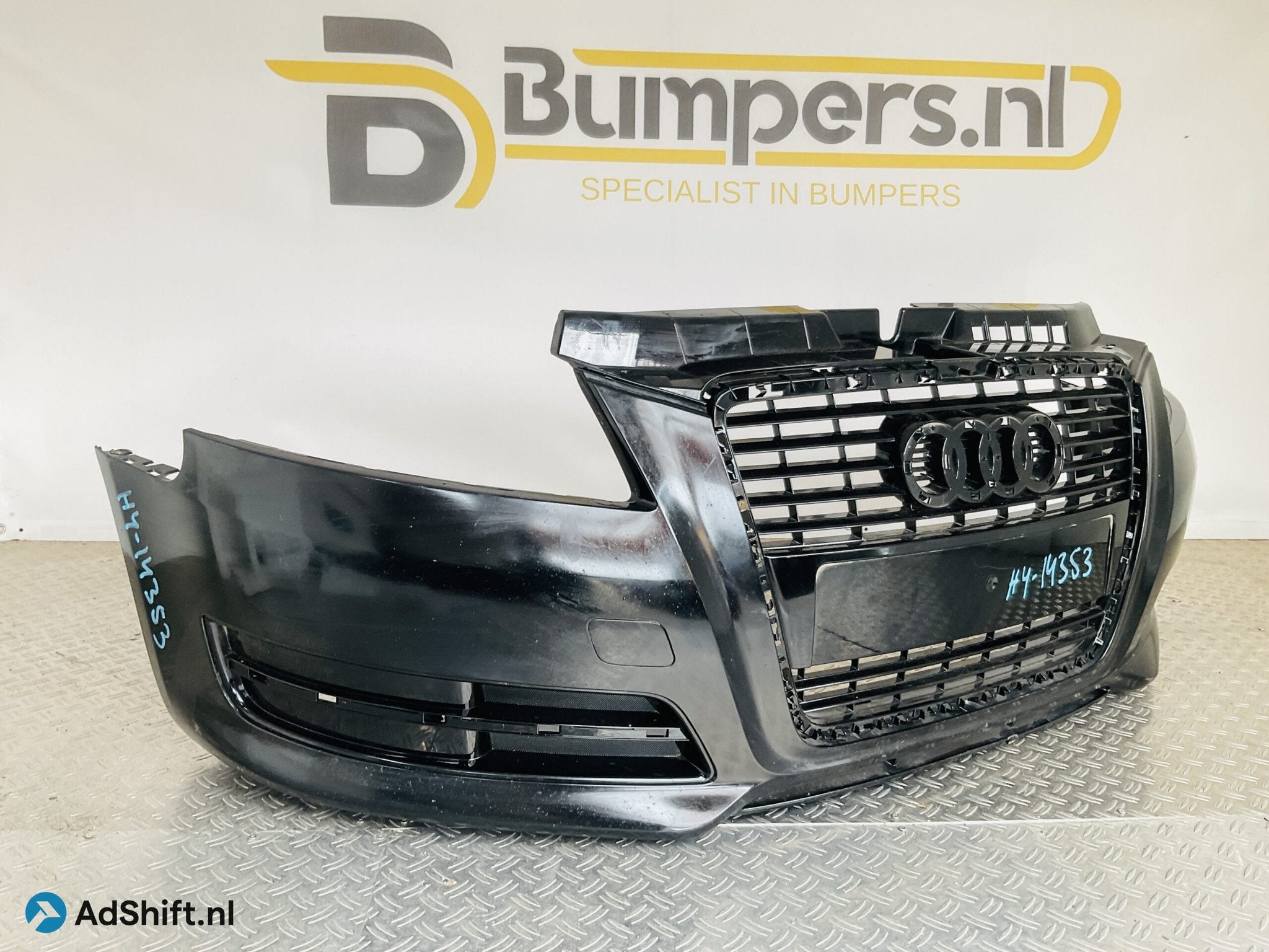 Bumper Audi A3 8P Facelift 2007-2012 8P0807437H Voorbumper 1, Auto-onderdelen, Bumper