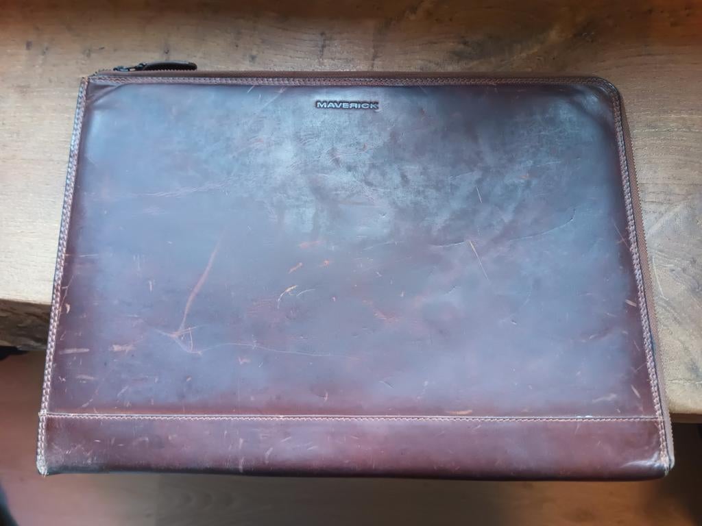 Lederen laptop map, Ophalen of Verzenden, Leer, Minder dan 50 cm, Minder dan 35 cm