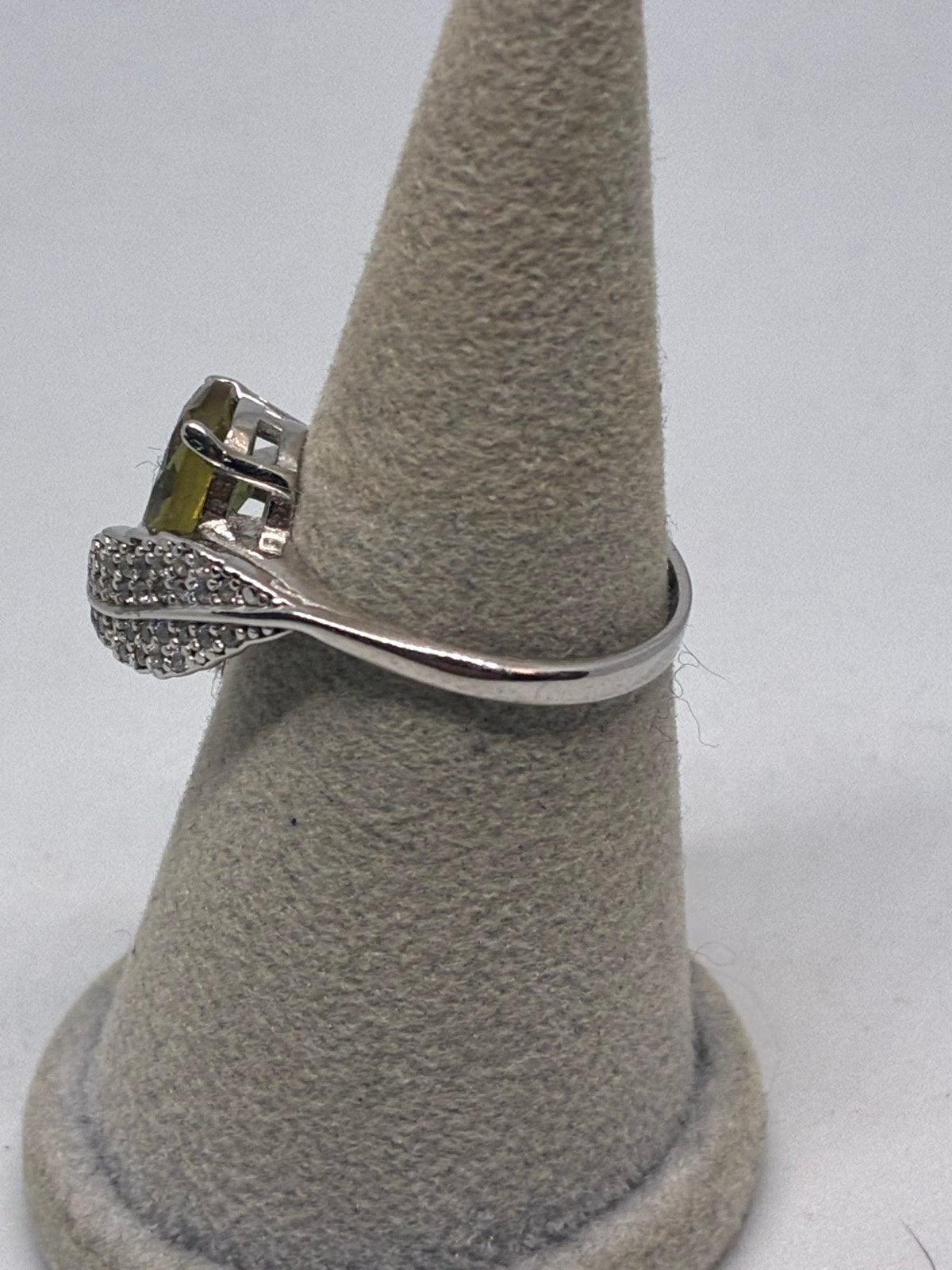 Zilveren Ring met Lab Made Zultaniet, Maat 18, Nieuw, Sieraden, Tassen en Uiterlijk, Zilver en edelstenen, 18 tot 19, Info@zilver.com