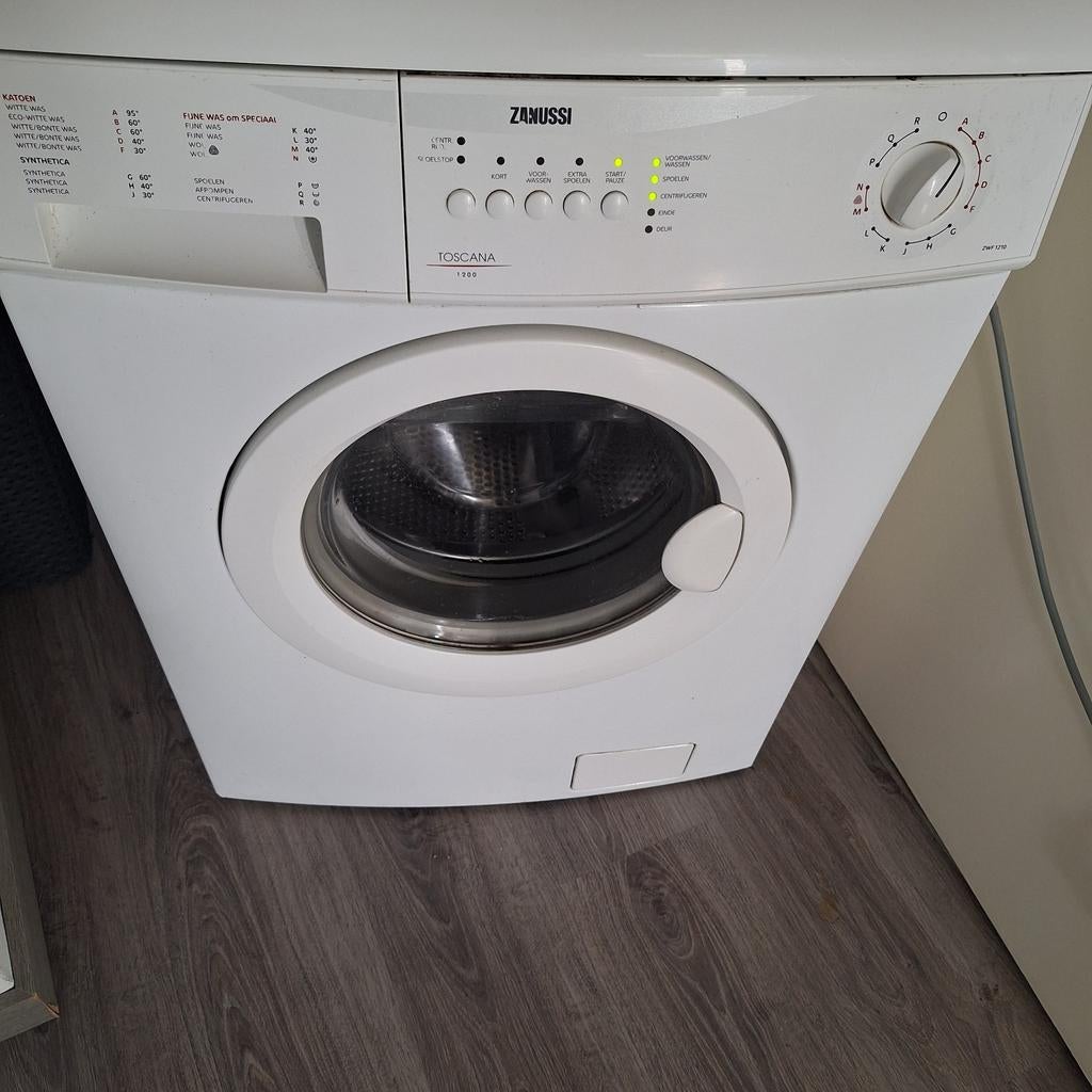Zanussi ZWF1210 Wasmachine - bezorging mogelijk, Witgoed en Apparatuur, Wasmachines, Gebruikt, Minder dan 85 cm, Ophalen of Verzenden