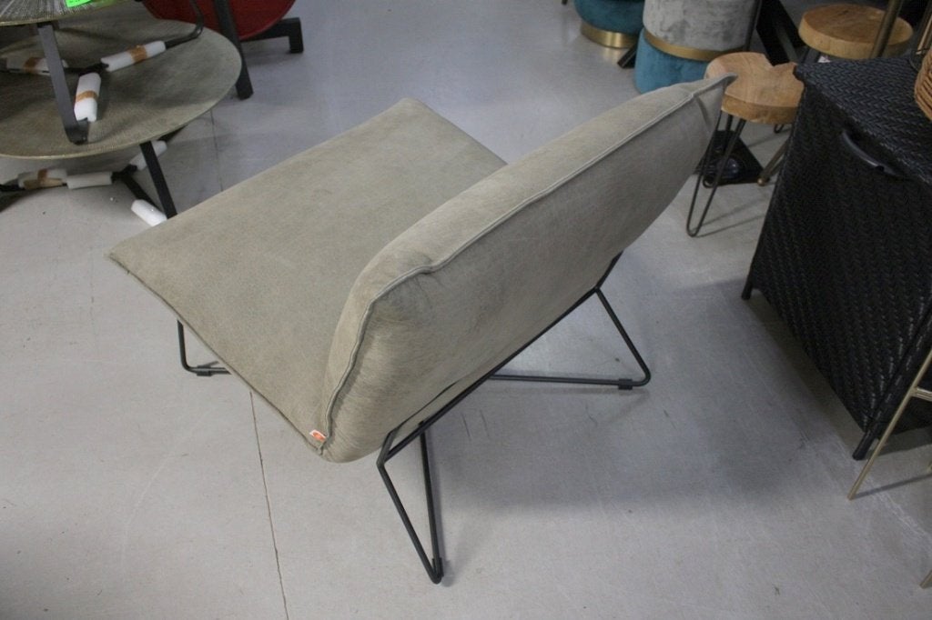 2 x luxe fauteuil EARL Jess design metaal leer Aurula Stone, Ophalen, 75 tot 100 cm, Zo goed als nieuw, 75 tot 100 cm