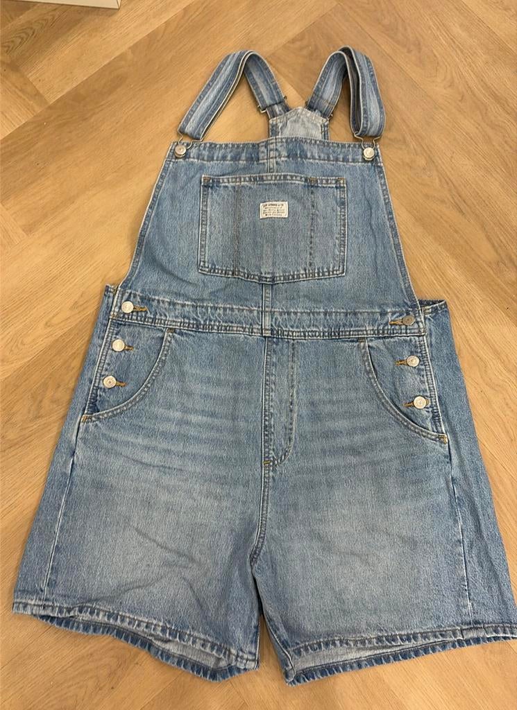 Levi’s korte tuinbroek/overall maat L zo goed als nieuw!!, Kleding | Dames, Spijkerbroeken en Jeans, Zo goed als nieuw, Overige jeansmaten
