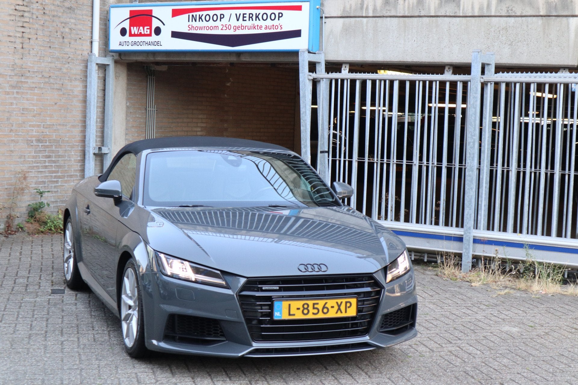 Audi TT Roadster 2.0 TFSI quattro Pro Line + (bj 2015), Auto's, Gebruikt, Euro 6, 4 cilinders, Leder