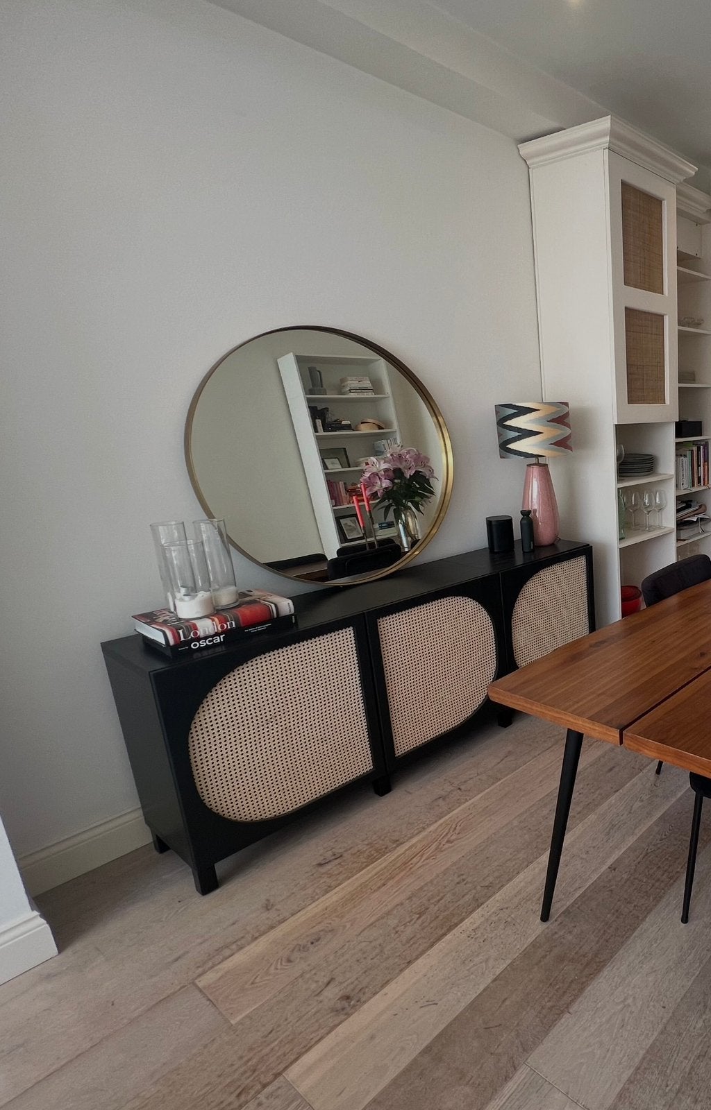 Grote ronde spiegel met gouden rand 100 cm, Huis en Inrichting, Woonaccessoires | Spiegels, Ophalen, Rond, Zo goed als nieuw, 75 tot 100 cm