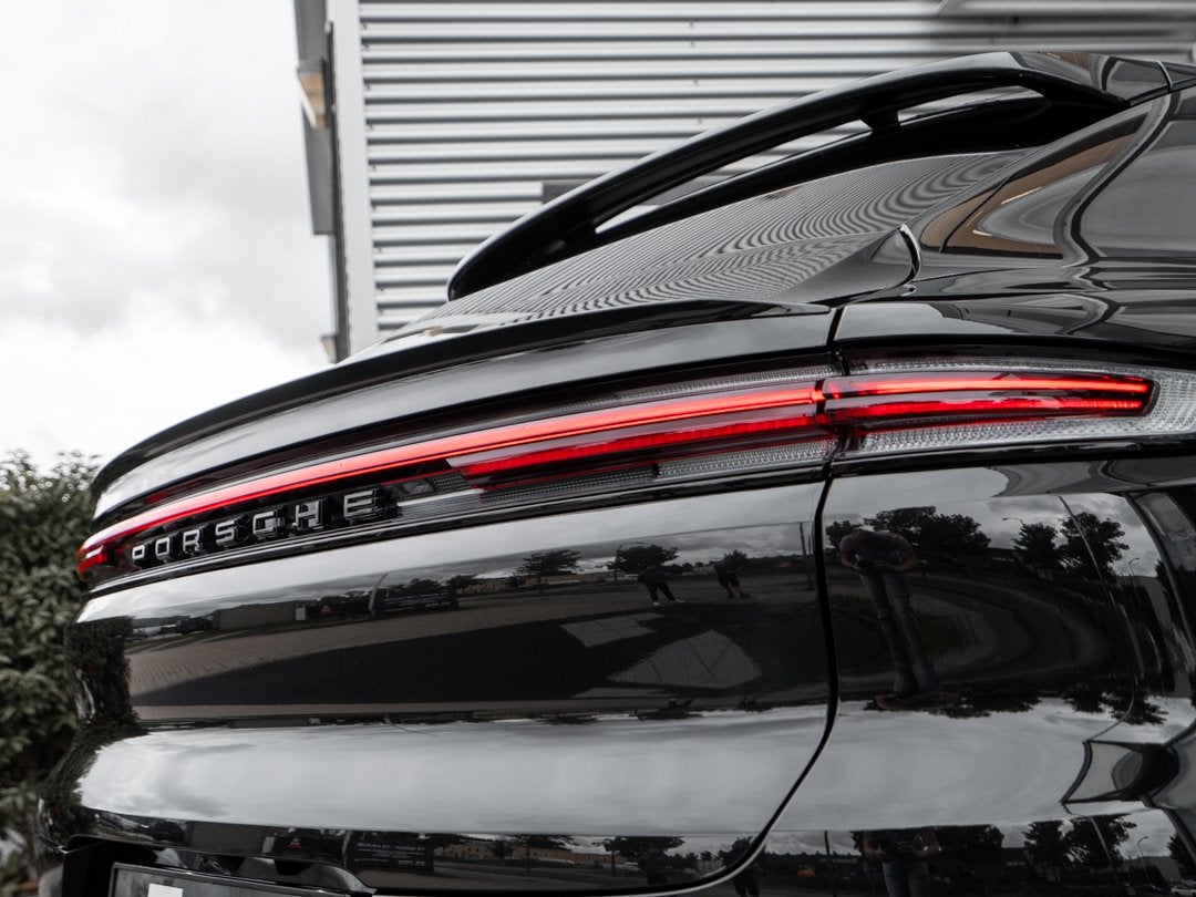 Foto 24 van Porsche Cayenne Coupé 3.0 E-Hybrid | SportDesign | Luchtver