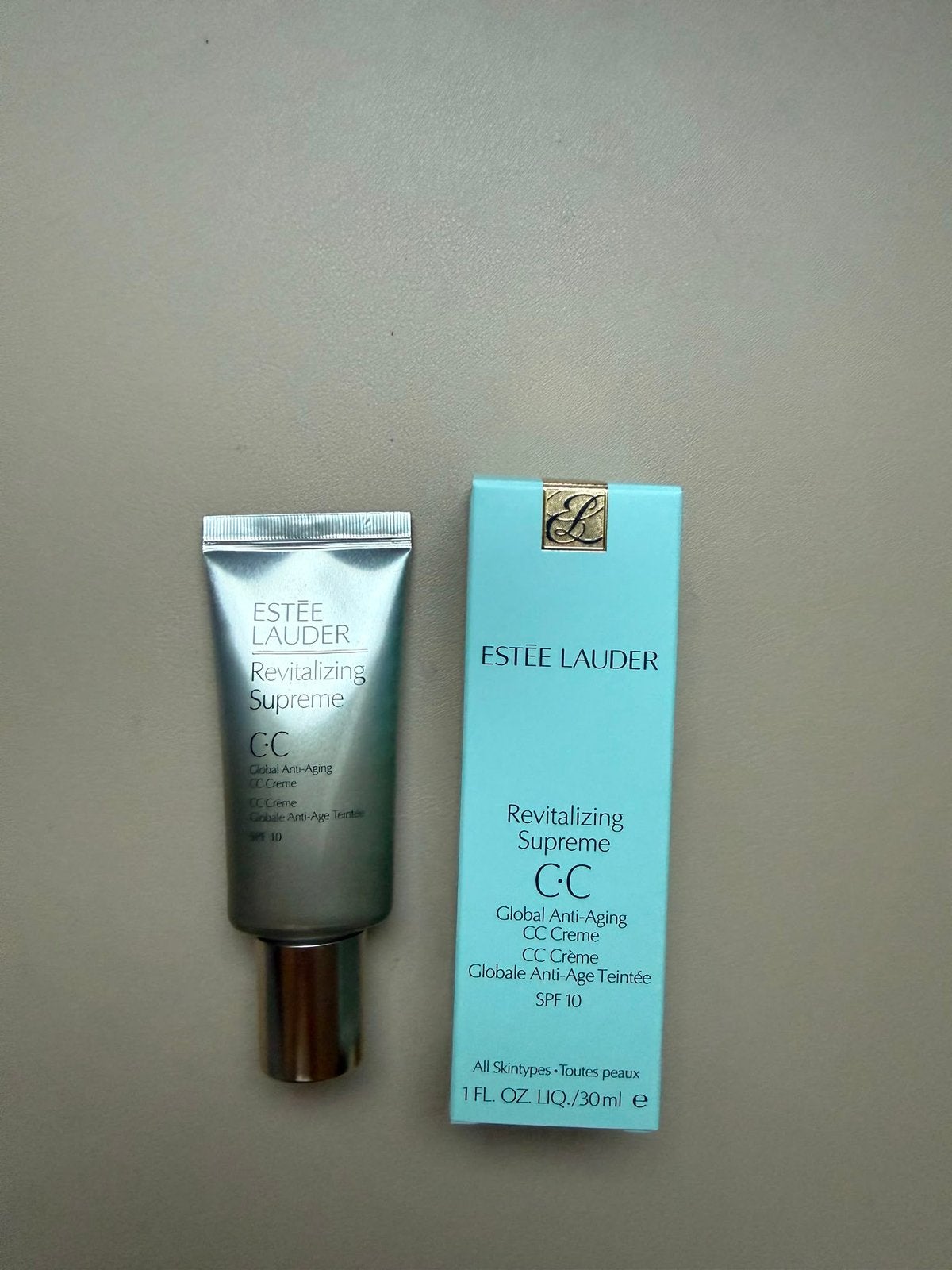 Estee Lauder Revitalizing Supreme CC creme 30ml nieuw, Ophalen of Verzenden, Nieuw, Gehele gezicht, Camouflage