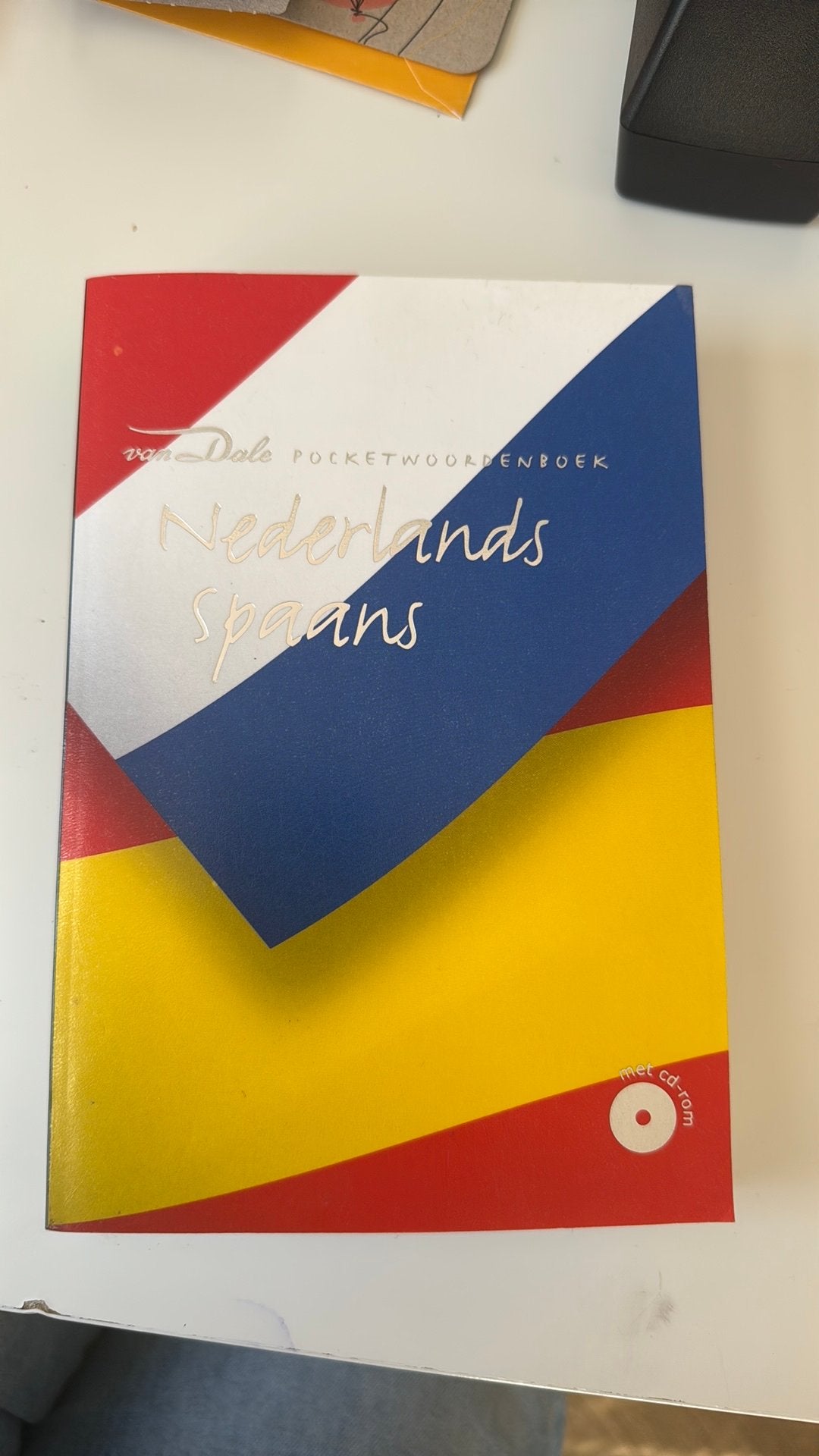 Nederlands - Spaans woordenboek Van Dale, Ophalen of Verzenden, Zo goed als nieuw, Van Dale, Spaans