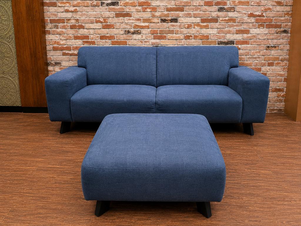 Refurbished Denim Blauwe 2,5-zits Bank met Hocker, Huis en Inrichting, Banken | Bankstellen, Driepersoons, 75 tot 100 cm, Ophalen of Verzenden